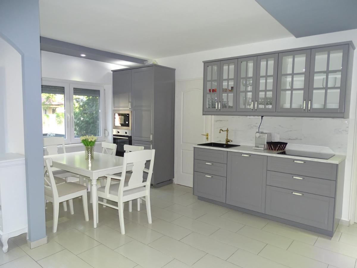 Dorothy Apartman Siofok Bagian luar foto