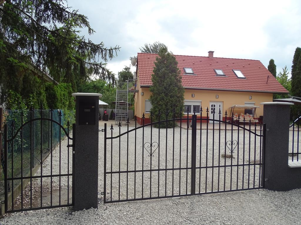 Dorothy Apartman Siofok Bagian luar foto