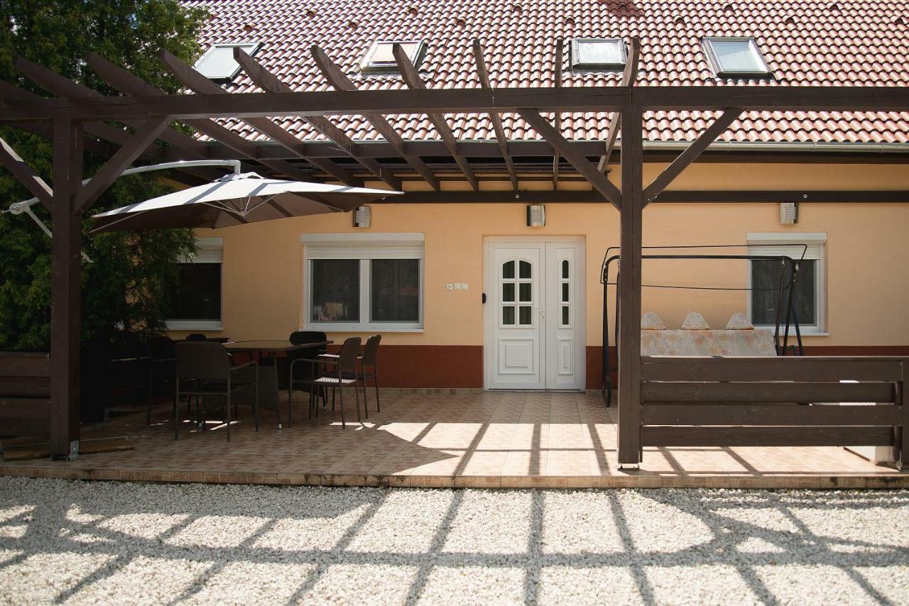 Dorothy Apartman Siofok Bagian luar foto